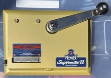 Macchina per iniettori tabacco